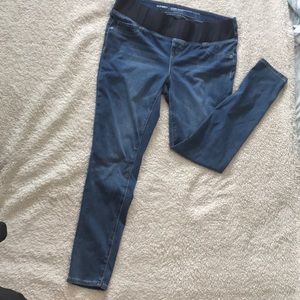 ❤️ Old Navy Maternity Stretch Jeans